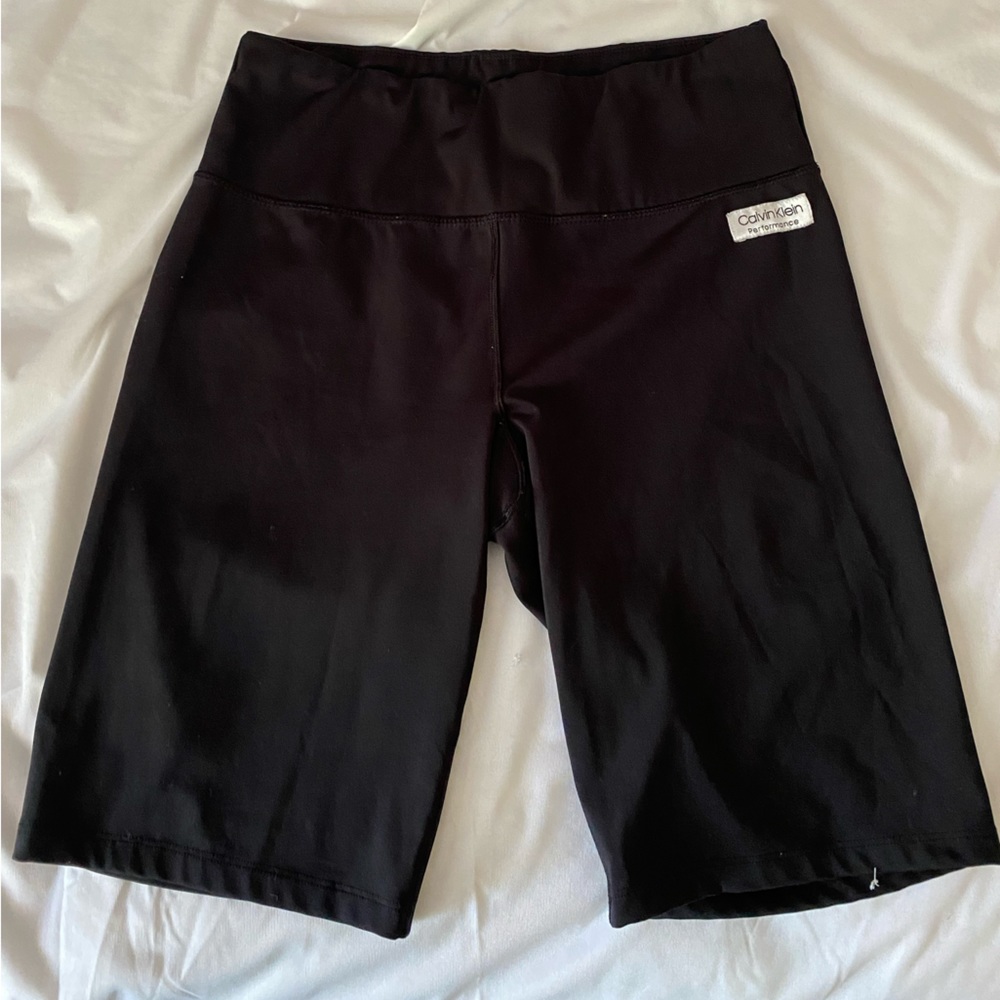 Black bicycle shorts. Size large